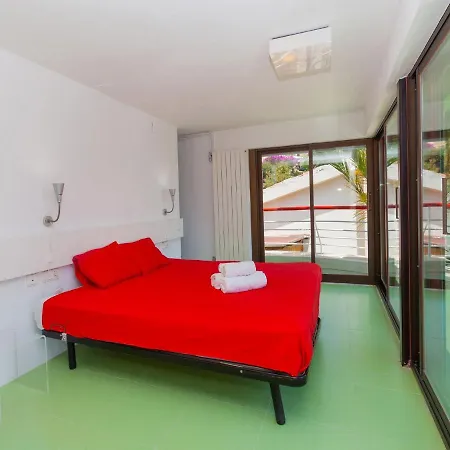 Vallpineda Avenida Miquel Utrillo By Interhome